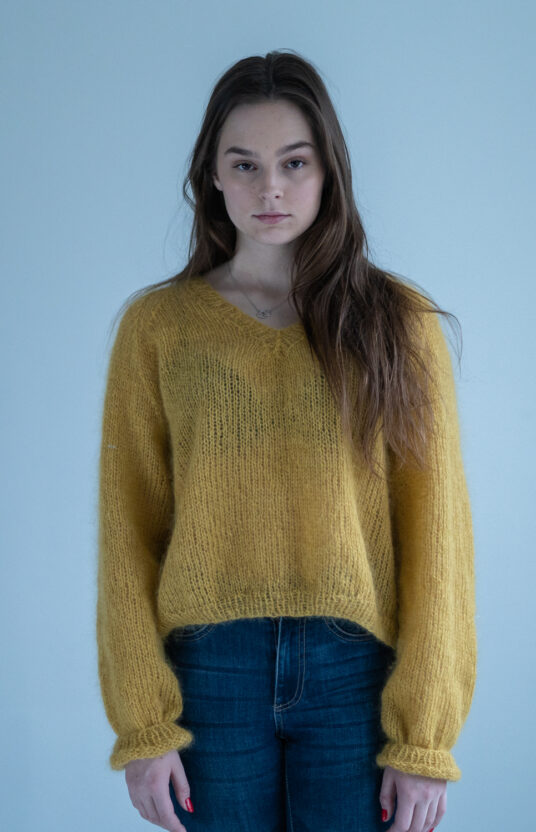 strikkeoppskrift genser v-hals