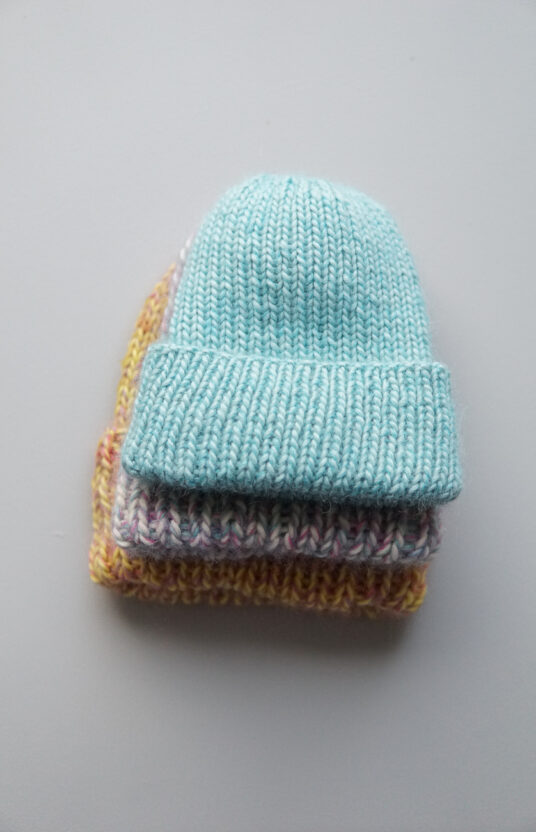 enkel lue strikkeoppskrift