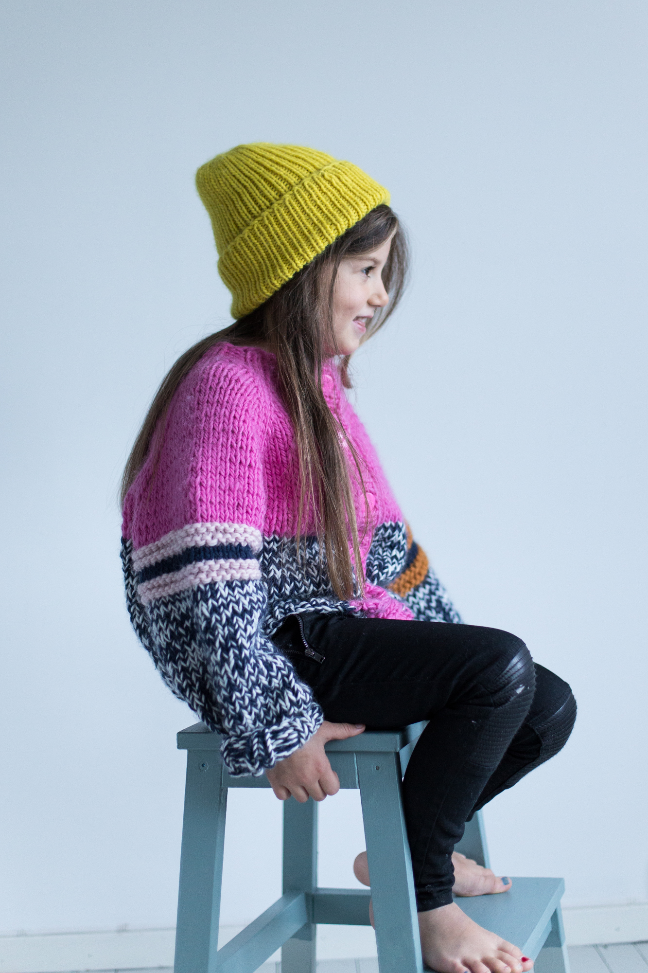 strikkeoppskrift lue barn dame