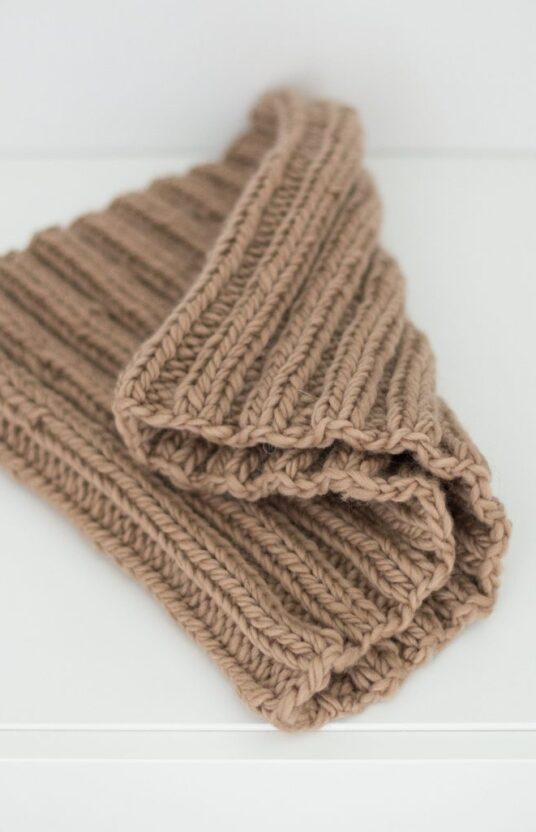 strikkeoppskrift hals