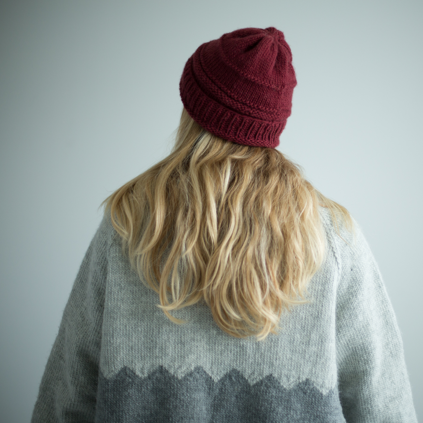 25644-Granny-lue-kit - HipKnitShop knitting pattern beanie hat