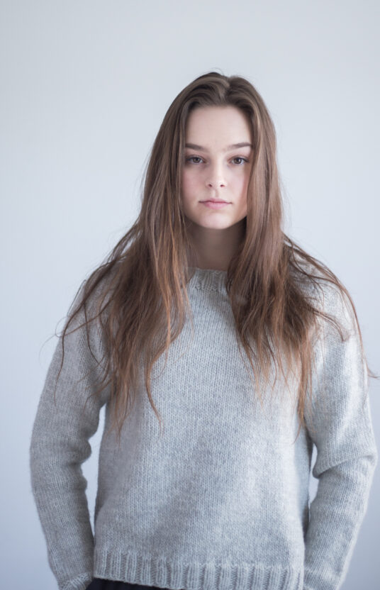 strikkeoppskrift genser dame enkel