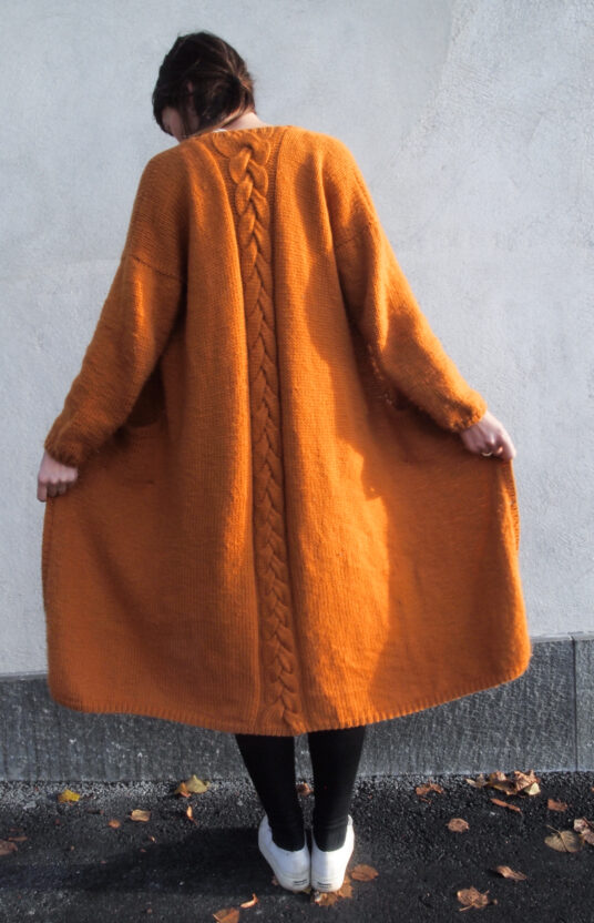 Strikkeoppskrift jakke dame