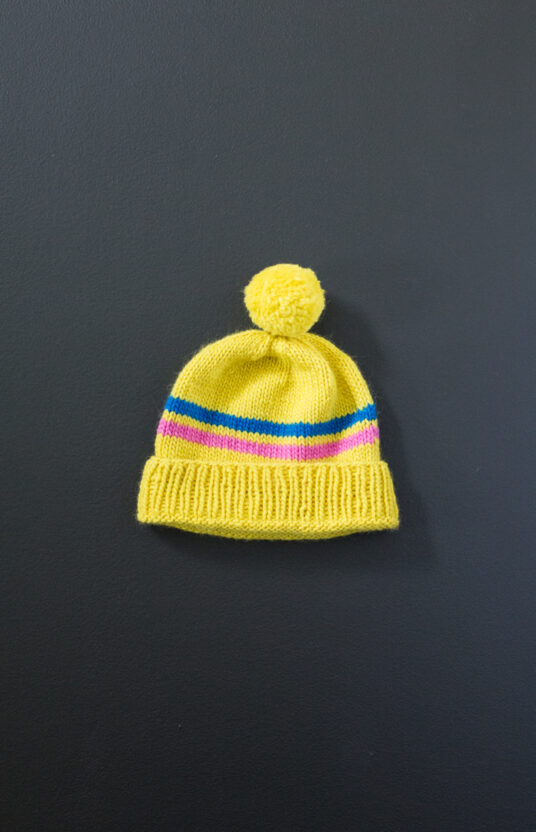 bossy beanie knitting kit