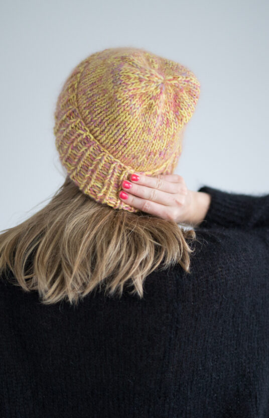 knitted hat women pattern