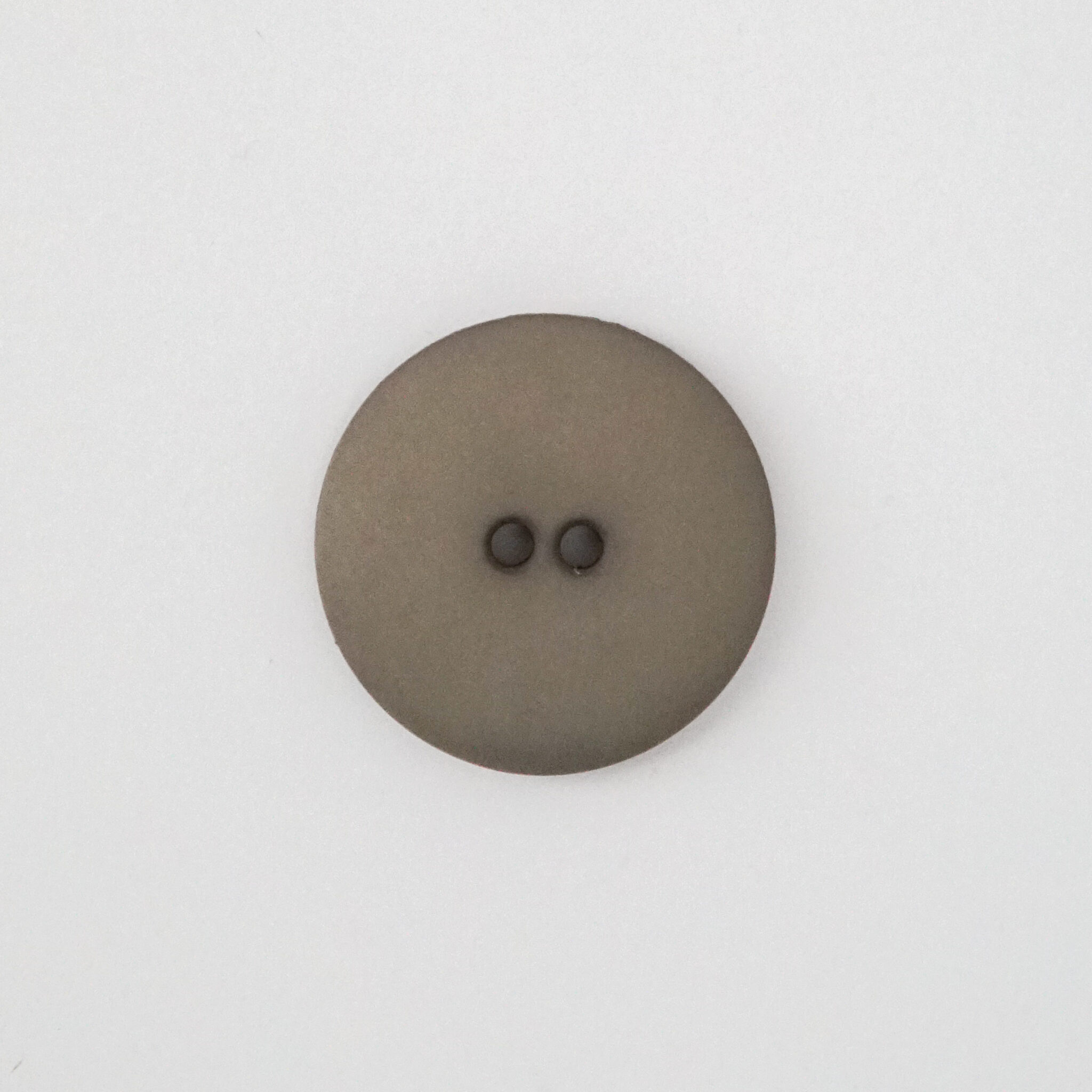 26964-Oliven-gronn-plastknapp-stor-1 - HipKnitShop olive green plastic button