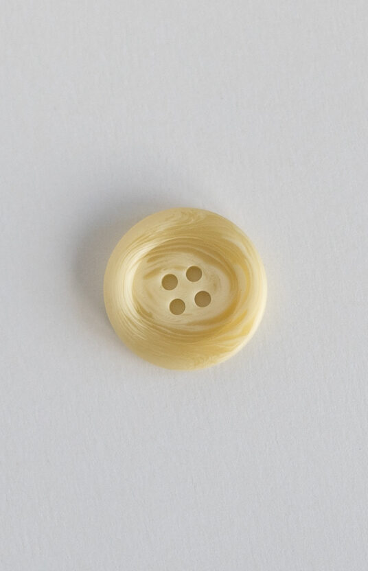 White round button knitwear