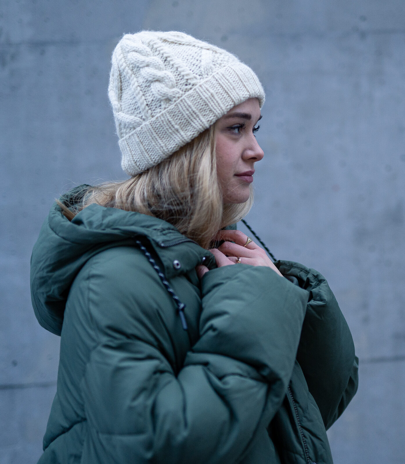 28424-Snodans-lue-kit-6 - HipKnitShop cableknit hat pattern