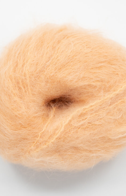 peach fluff yarn
