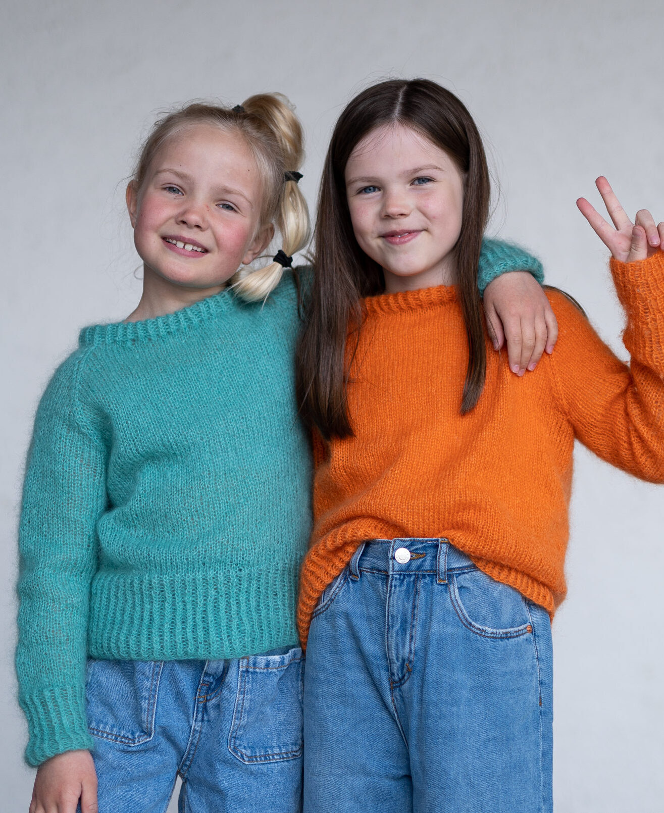 29017-Eben-genser-barn-kit-3 - HipKnitShop barnestrikk genser