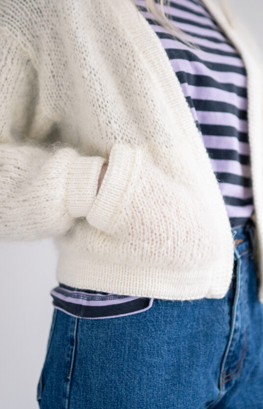 strikkeoppskrift jakke lommer