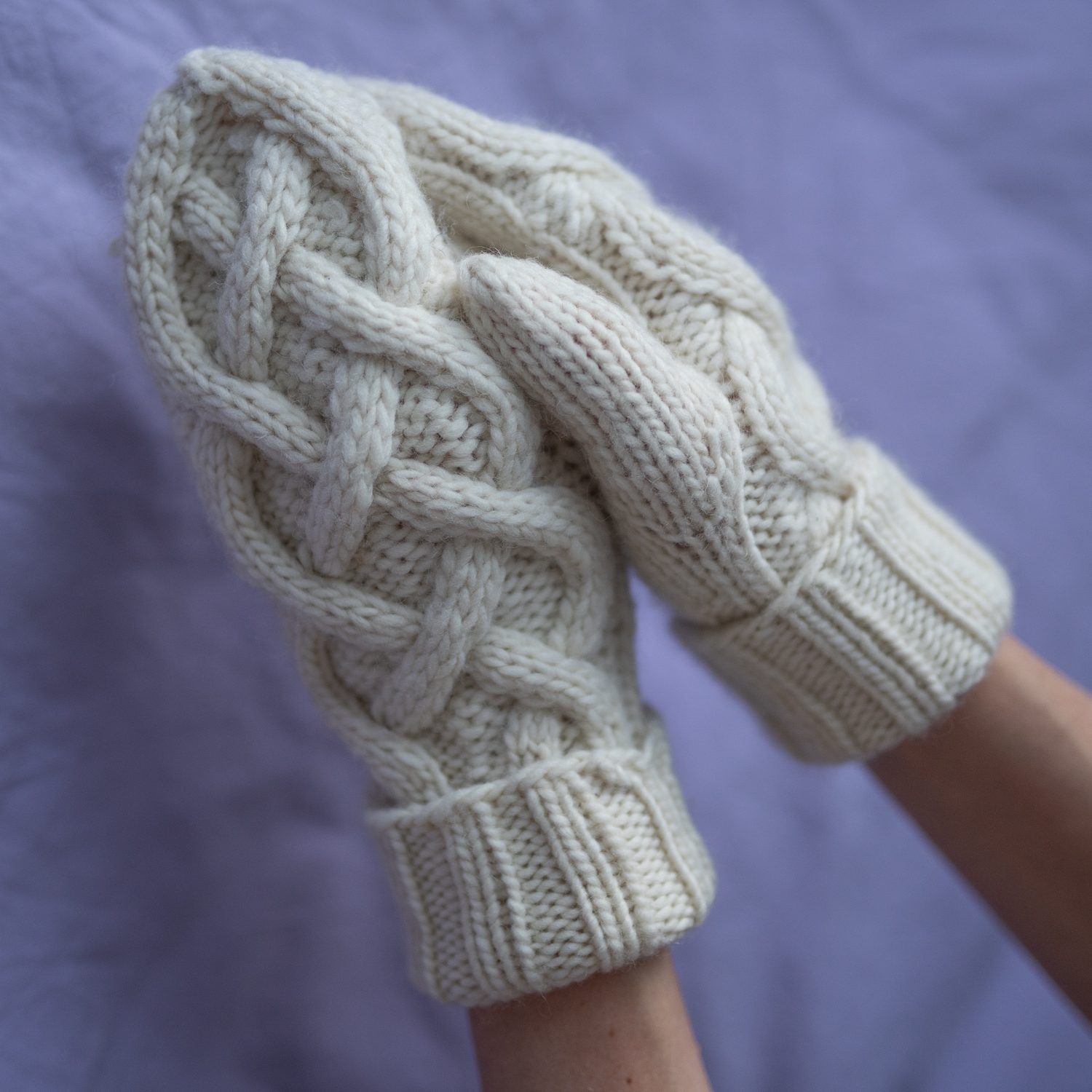 29734-Snodans-votter-kit-4 - HipKnitShop fine votter strikk