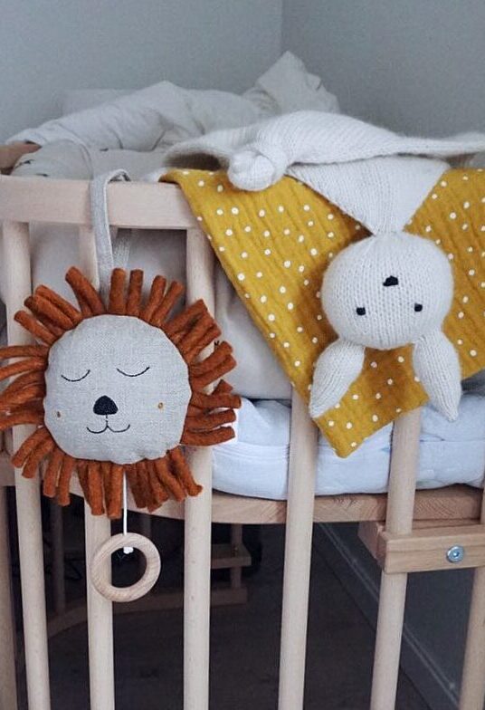 74899-Kanin-koseklut-kit-1 - HipKnitShop knitted blankie