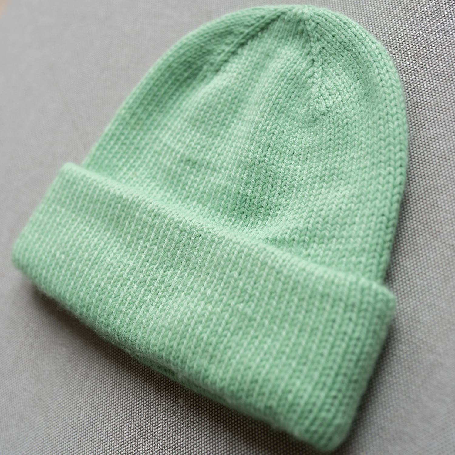 enkel strikkelue barn