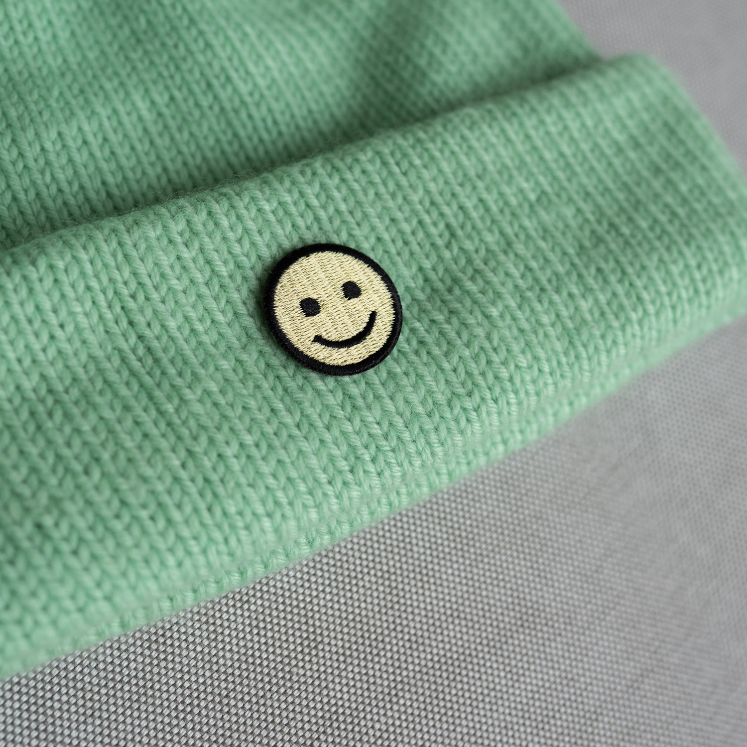 topplue strikkeoppskrift