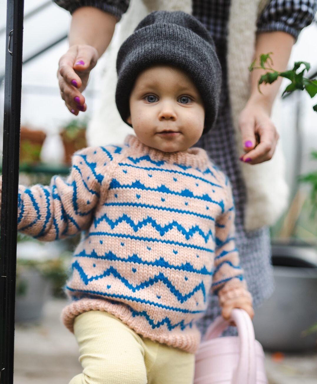 91899-Tivoli-genser-barn-kit-1 - HipKnitShop genser mønster barn strikkeoppskrift