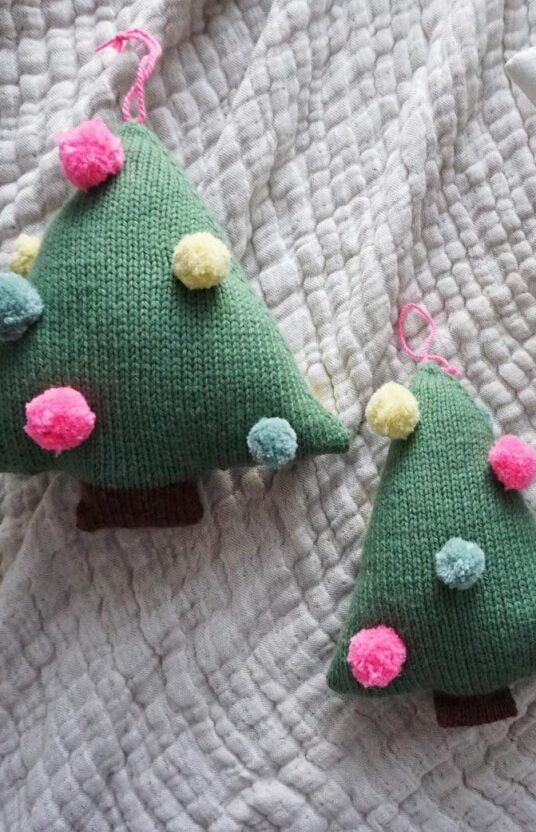 juletre strikkeoppskrift