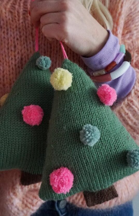 juletre strikkeoppskrift