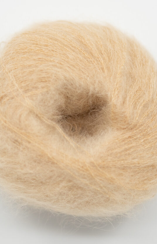 fluffy yarn webshop