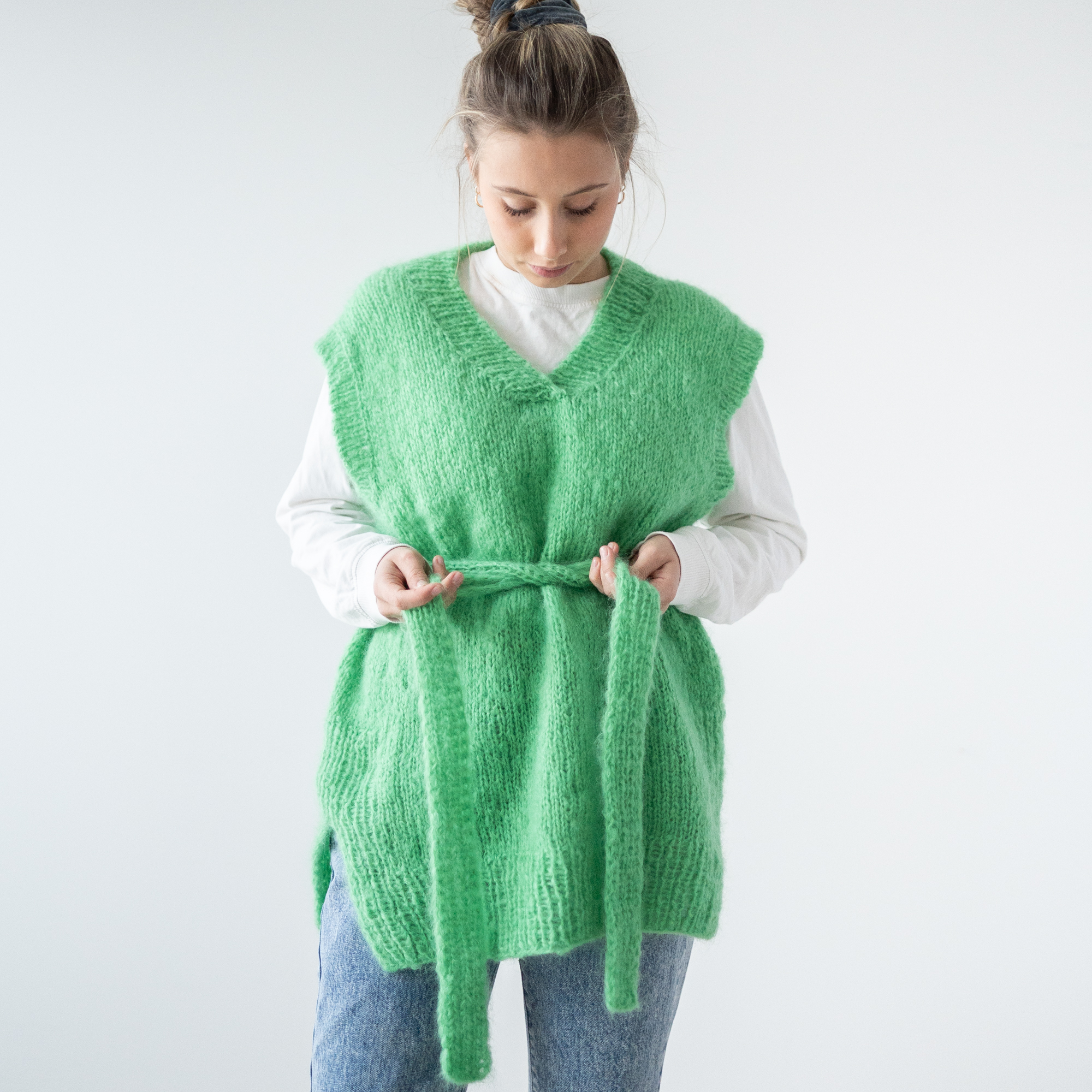 99594-Fluff-Kjole-kit - HipKnitShop strikket kjole oppskrift