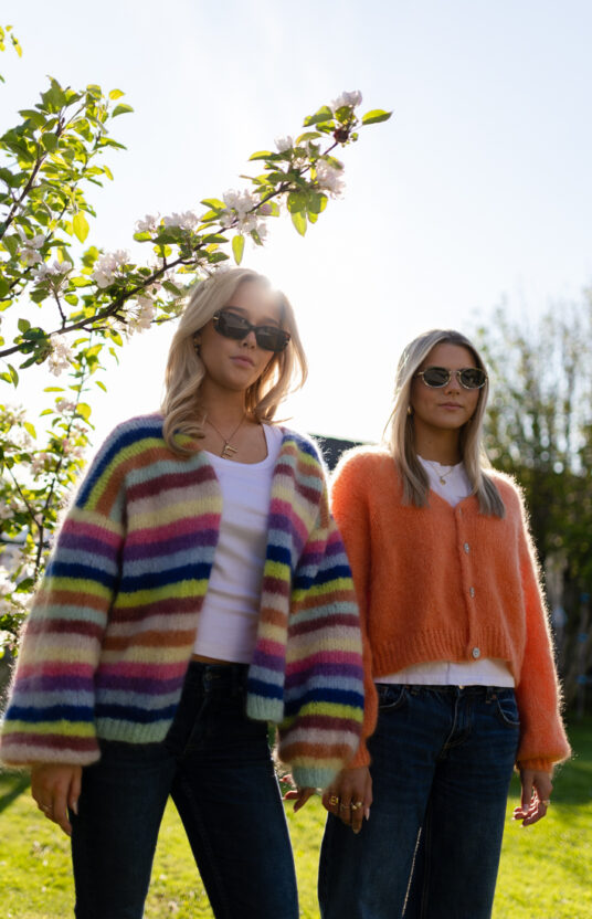 strikkejakke fin ovenfra og ned til dame