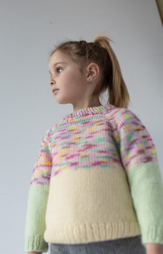 Knit sweater child top-down. Knit for boy. Knit for girl. Raglan sweater child. Inspiration children's knitwear.