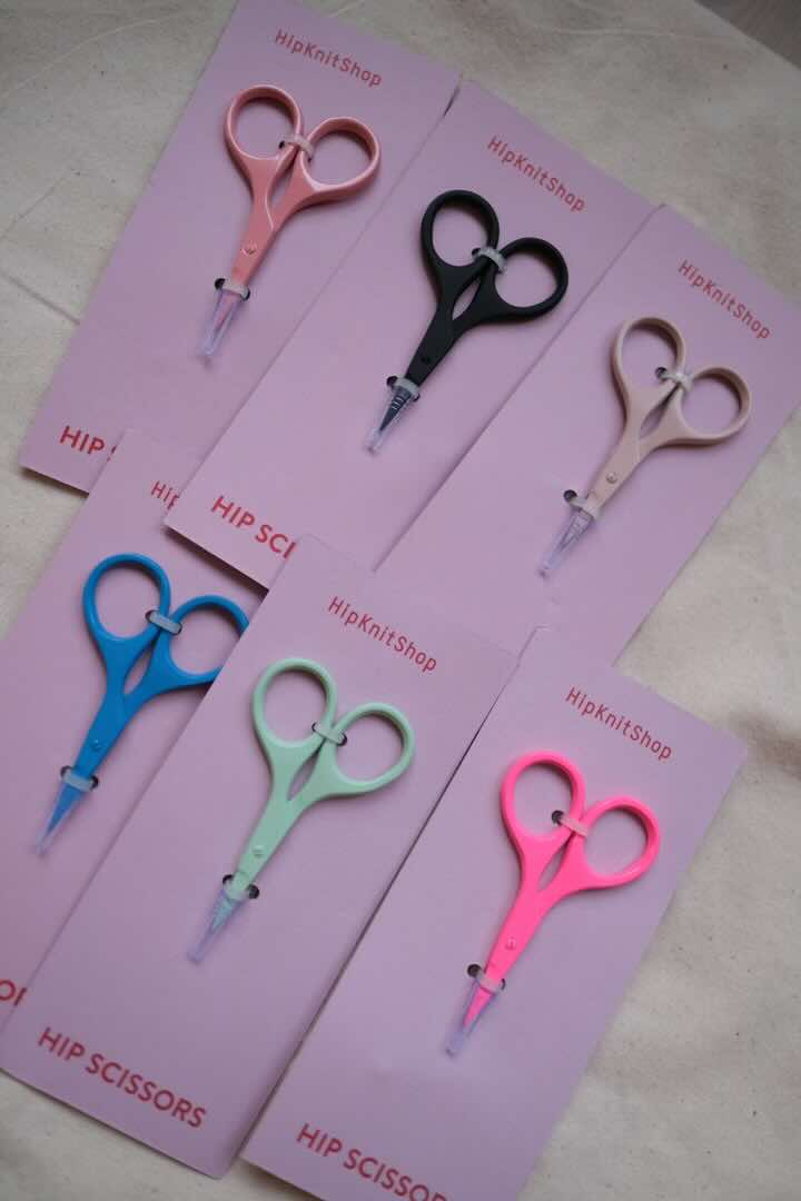 Knitting scissors in. Small scissors for knitting / craft / art / embroidery. Small scissors airplane webshop