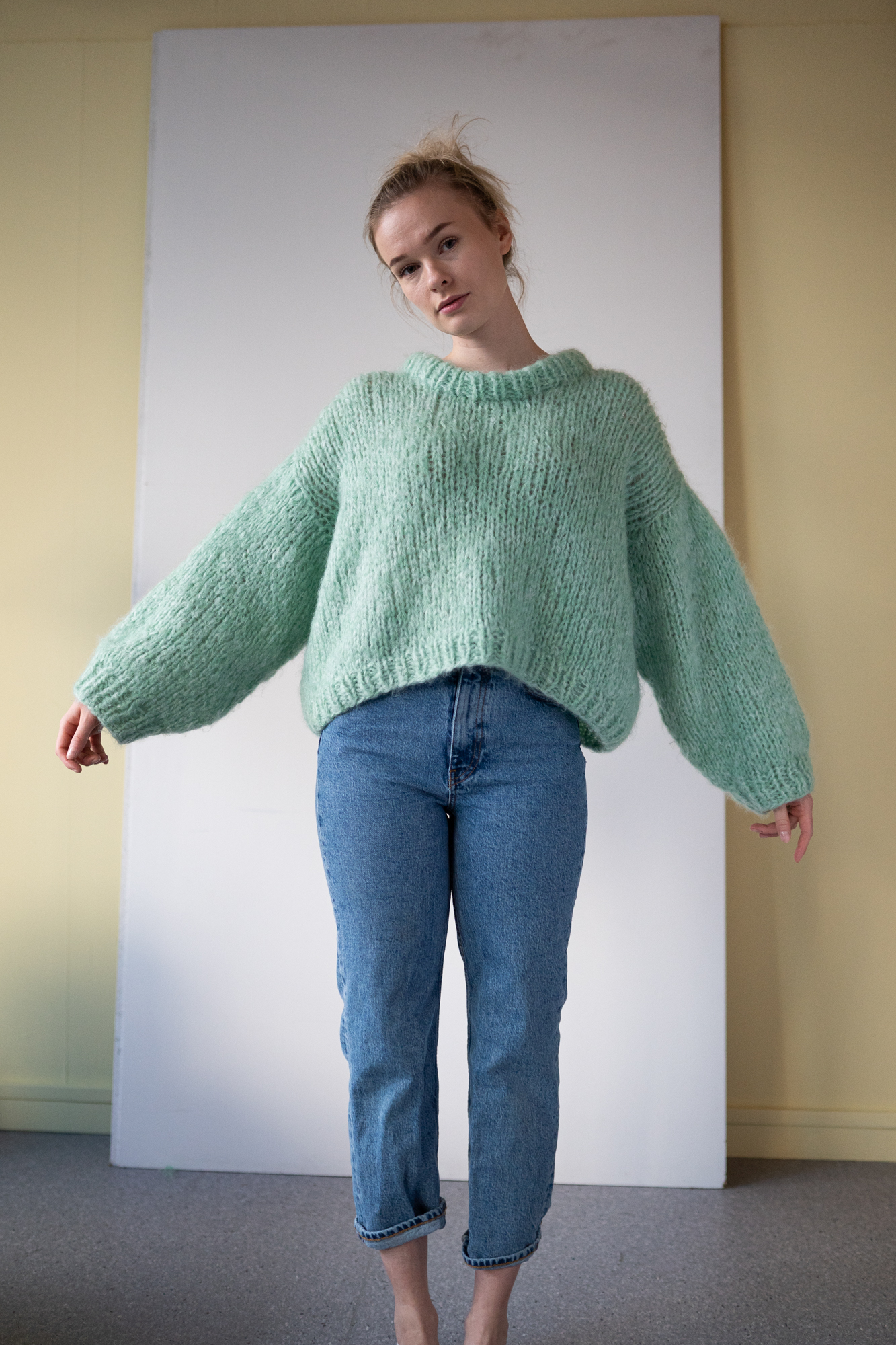 Yarn and knitting pattern women sweater