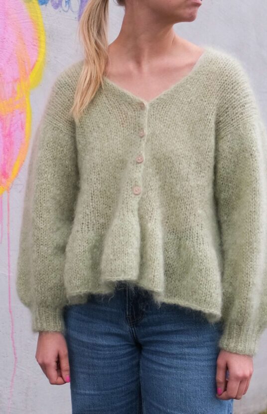 jakke i fluff mohair garn oppskrift