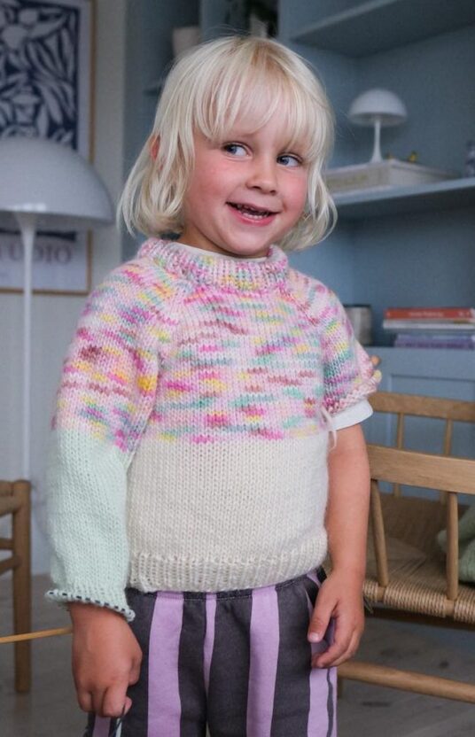 Knit sweater child top-down. Knit for boy. Knit for girl. Raglan sweater child. Inspiration children's knitwear.