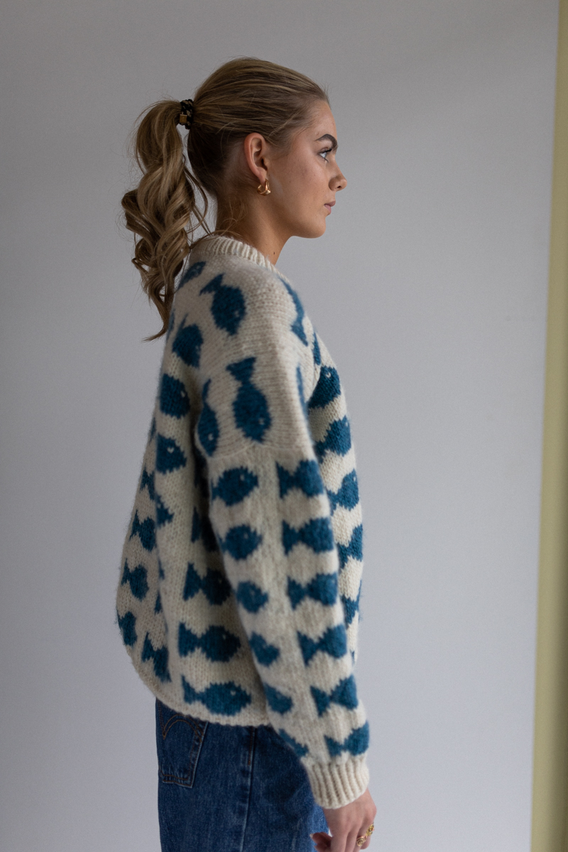 223294-Fishy-genser-dame-kit-7 - HipKnitShop