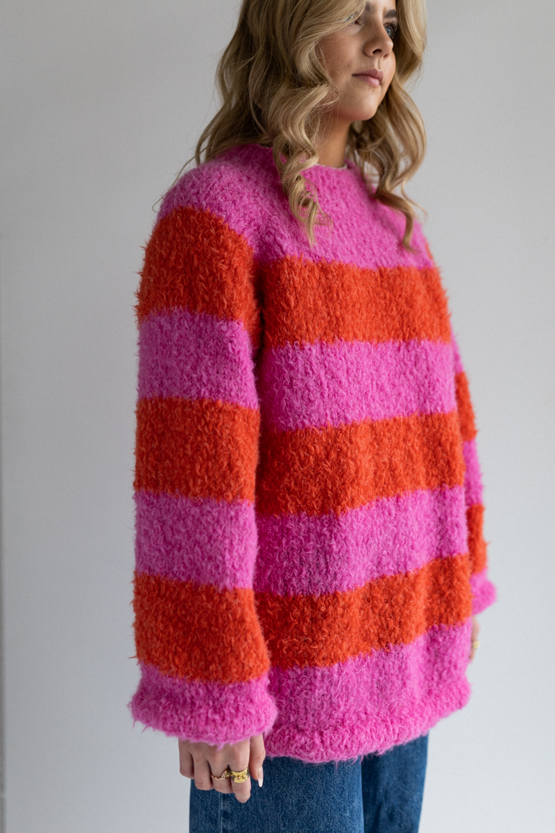 226307-Juno-sweater-strikkeoppskrift-2 - HipKnitShop