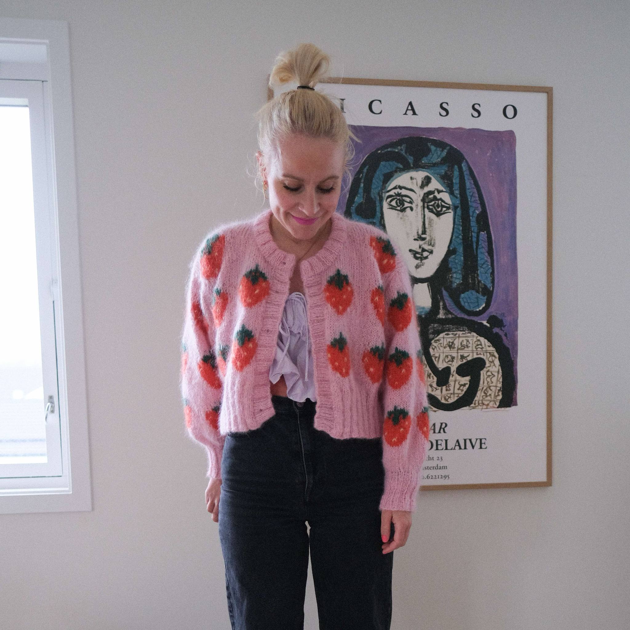 229062-Fruity-cardigan-strawberry-kit - HipKnitShop b4e21dff-3bf8-46c7-8072-666c82adf8bf