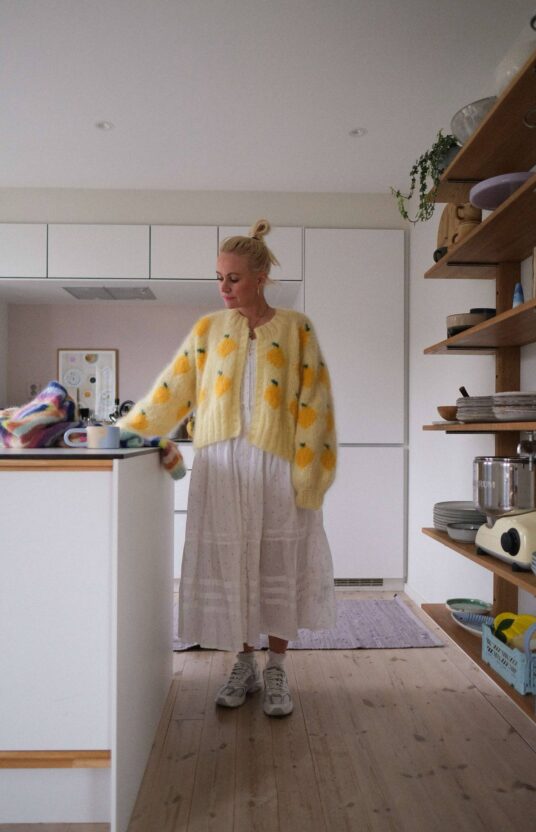 61327b35-1f53-422f-9c4c-63e89270a9f2