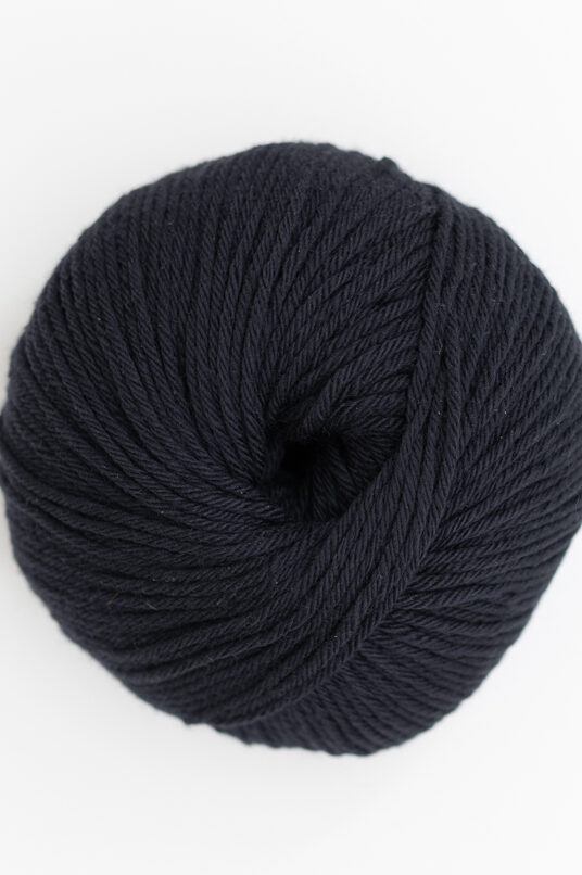 sort merinogarn pinne 4 og 5 mm. Garn merino sort farge rws ullgarn