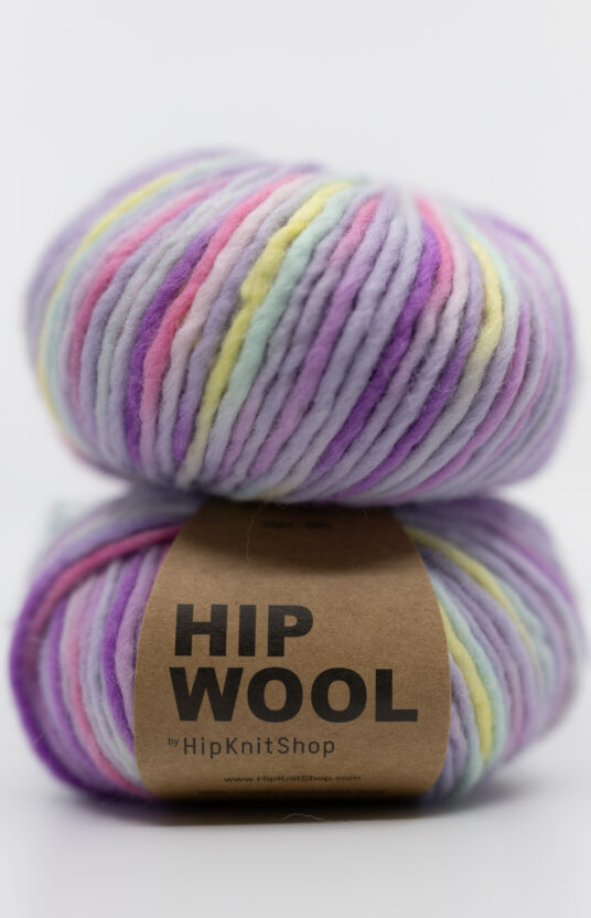 enhjørnings garn håndfarget garn lilla tykt kløfritt ull Hip wool unicorn garn nettside garn og strikk