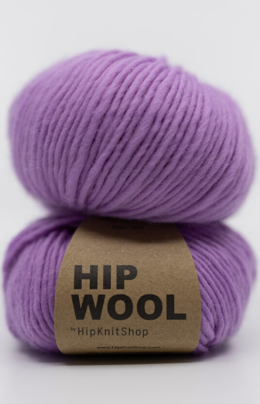 garn ren ull for tykke pinner i lilla farge. Garn med farger nettbutikk garn og strikkeoppskrifer