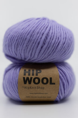 Lilac yarn. Wool yarn for knitting with thick needles. Pure wool, itch-free wool, lilac yarn, hip wool