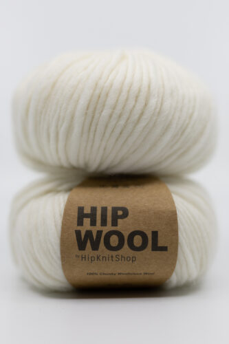 natural white wool yarn. yarn for knitting on needles 5-8 mm. online store colorful yarn hip wool