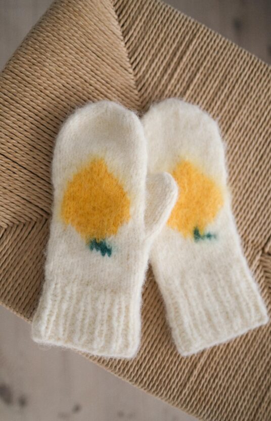 strikkeoppskrift votter sitron fruit mittens gavestrikk inspirasjon børstet alpakka