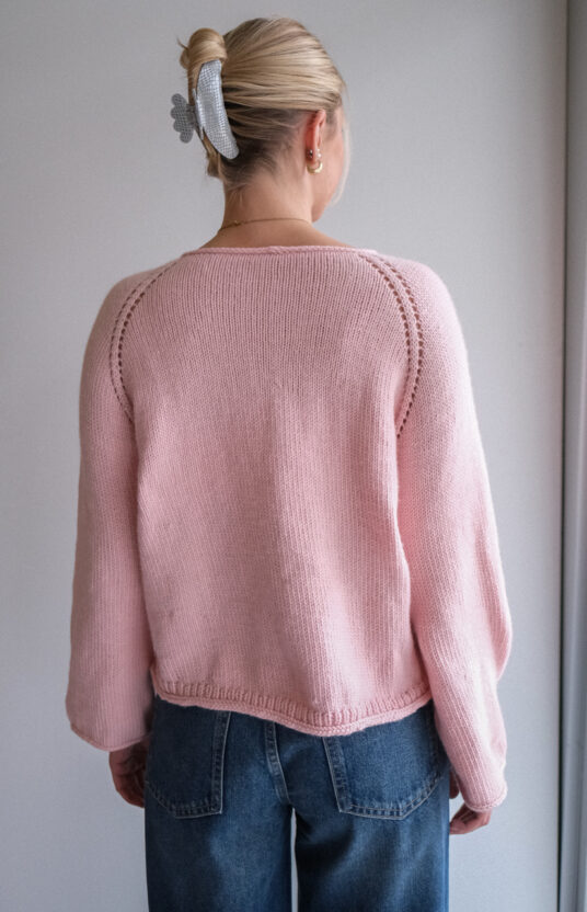 simple sweater knitting pattern. Hverdagsgenser raglan strikkeoppskrift. populære strikkeoppskrifter dame