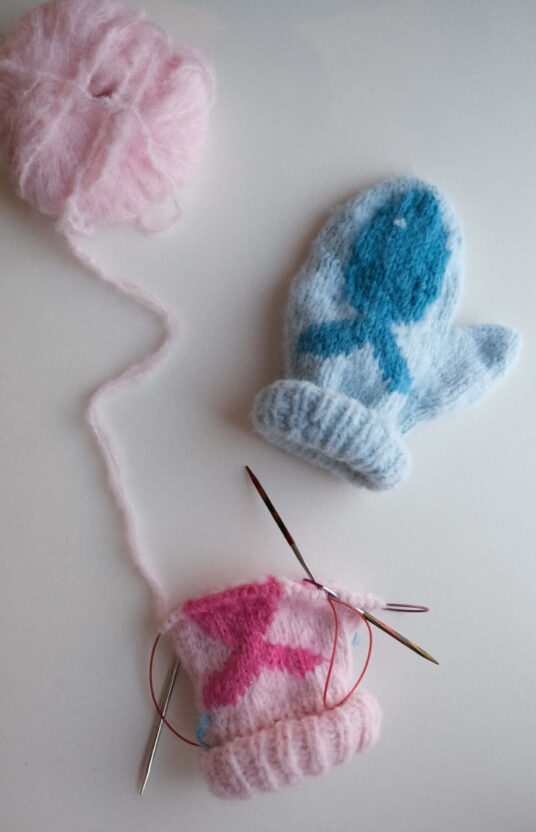 knitting pattern mittens fish. Cute mittens fish ocean knitting pattern fisherman mittens