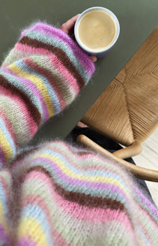 strikkegenser med striper oppskrift. Mohair genser striper strikkeoppskrift. Knitting pattern striped mohair sweater
