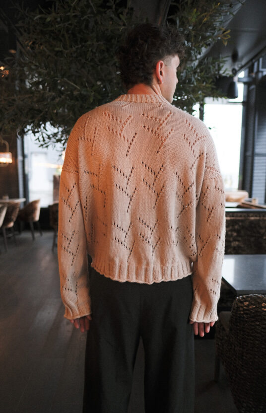 Knit sweater with texture in cotton. Unisex knit sweater for women and men. Cotton knit unisex knitting patterns. Cotton sweater knit pattern