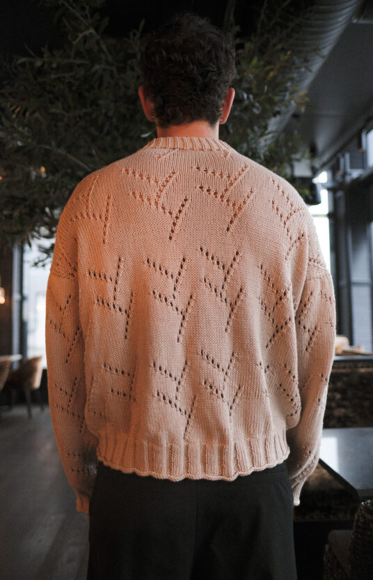 strikkegenser i bomull med struktur. unisex strikegenser dame og herre. strikk i bomull unisex knitting patterns. Cotton sweater knit pattern knit for men