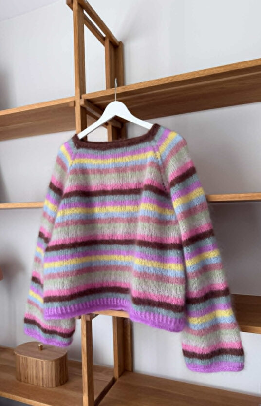 strikkegenser med striper oppskrift. Mohair genser striper strikkeoppskrift. Knitting pattern striped mohair sweater