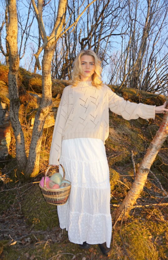 strikkegenser i bomull med struktur. unisex strikegenser dame og herre. strikk i bomull unisex knitting patterns. Cotton sweater knit pattern