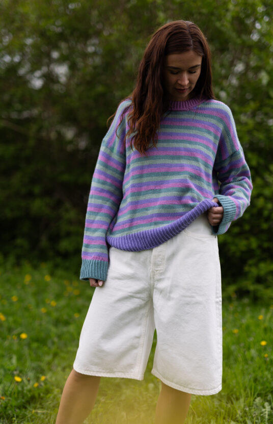 Women's striped sweater pattern. Merino wool knit sweater. Women's striped sweater. Knitting pattern for women's sweater.