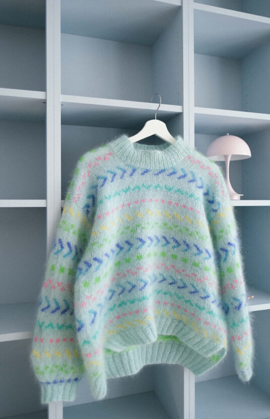 Mint sweater knitting pattern women's sweater with fluff and colors, Colorful knit sweater for women with pattern. Inspiration for knitting for women. Popular knitting patterns to knit now. Mohair sweater colorful knitting pattern women's sweater