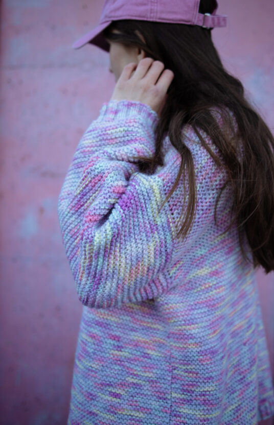 Ribbed sweater pattern for women. Knitting pattern for a sweater using Meirno hand-dyed yarn. Knitting pattern for a women's sweater in garter stitch